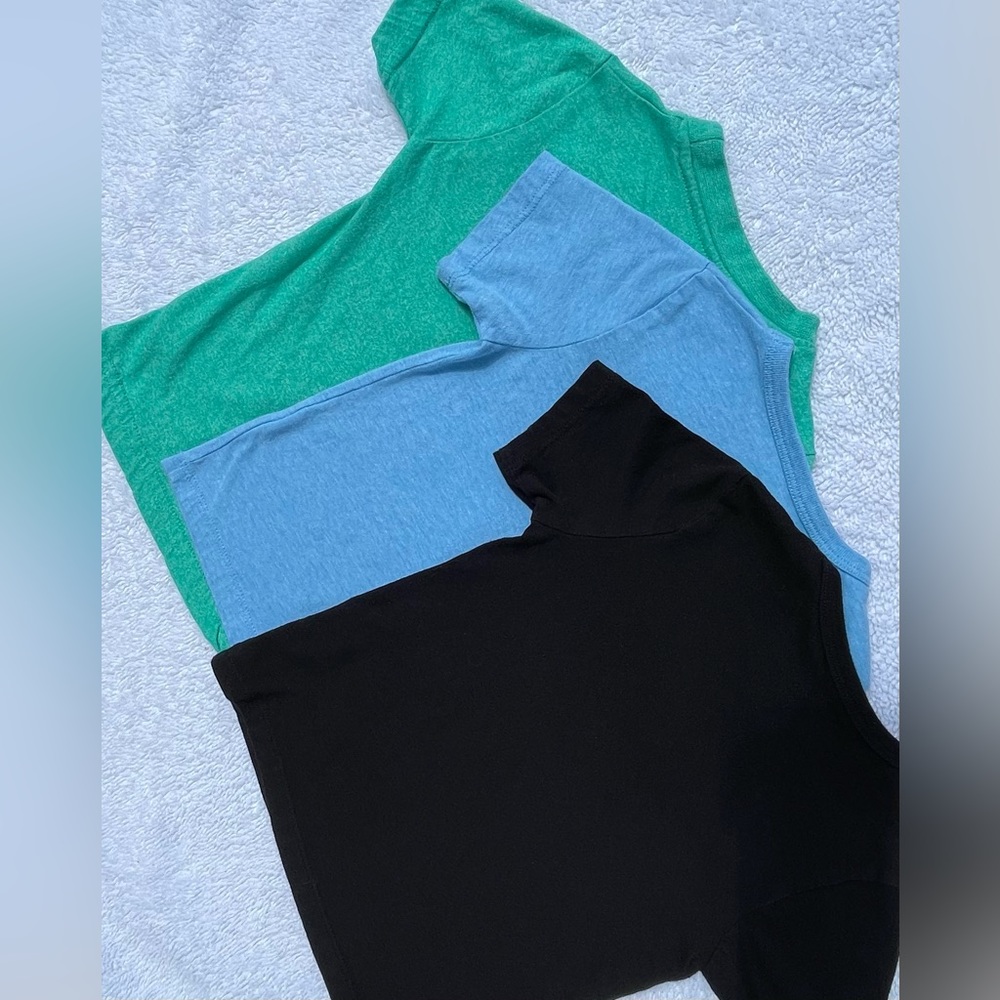 Boys T-shirt 3 pack | Blue Black Green Size 2t - Picture 2 of 6